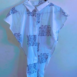 SLEEVELES BUTTONDOWN SIDE OPEN SHIRT